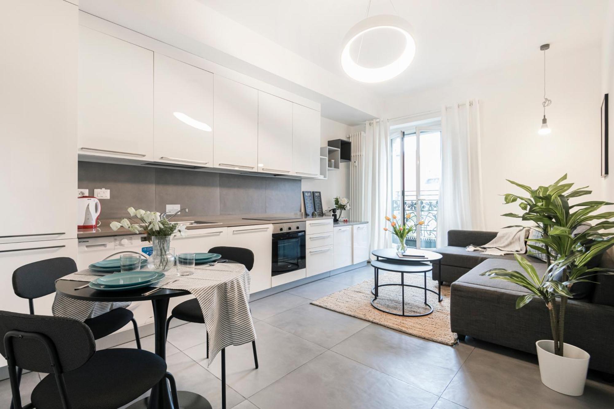 Beautiful Flat Fully Furnished In P.Ta Romana 米兰 外观 照片