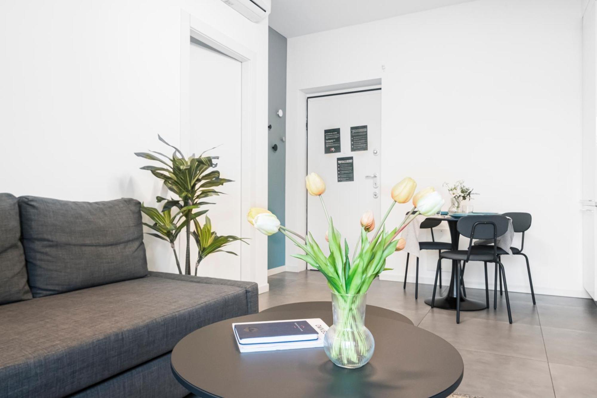 Beautiful Flat Fully Furnished In P.Ta Romana 米兰 外观 照片